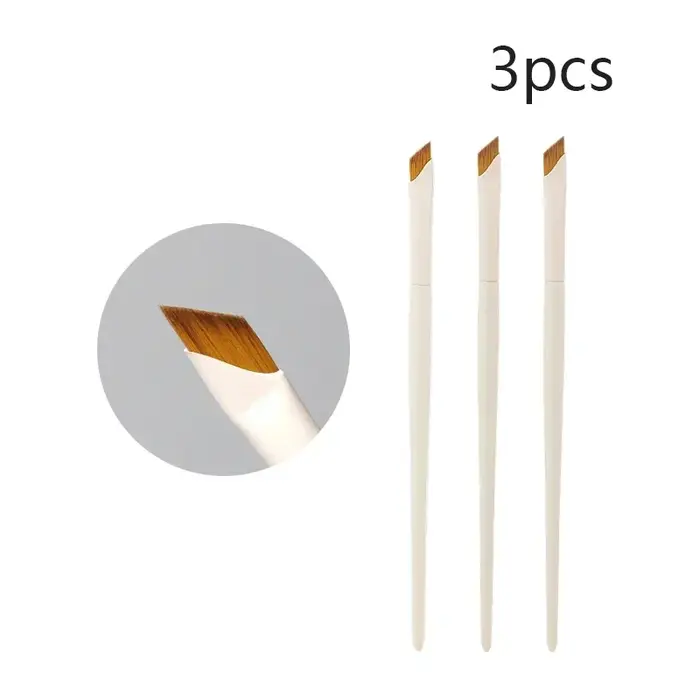 Vylepšený štětec na oční linky s ostřím