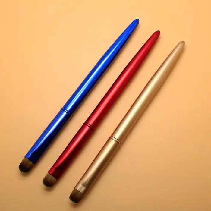 Brosse à ongles française de qualité supérieure avec manche élégant – Parfaite pour les manucure en 