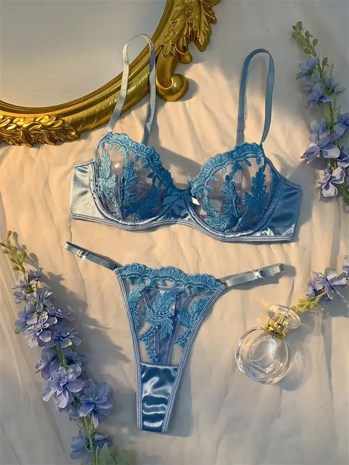 souprava Sexy pro dospělé, světle modrá ultra jemné síťované prádlo, jemné vyšívané podprsenky a kalhotky, průsvitné sexy spodní prádlo