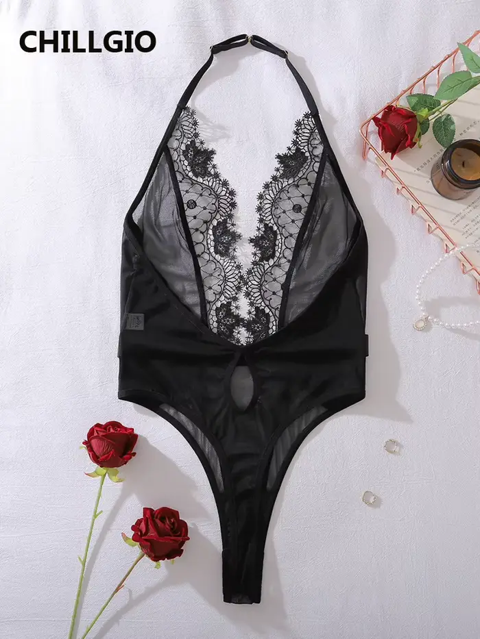 CHILLGIO femmes Sexy dentelle florale barboteuses Lingerie mode élastique érotique une pièce combinaison Onesie licou dos nu body