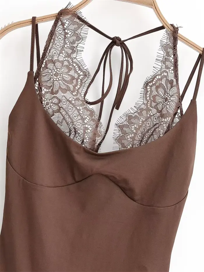 Body en polyester marron avec dentelle et bretelles fines chic et tendance pour femmes occasions spéciales printemps été