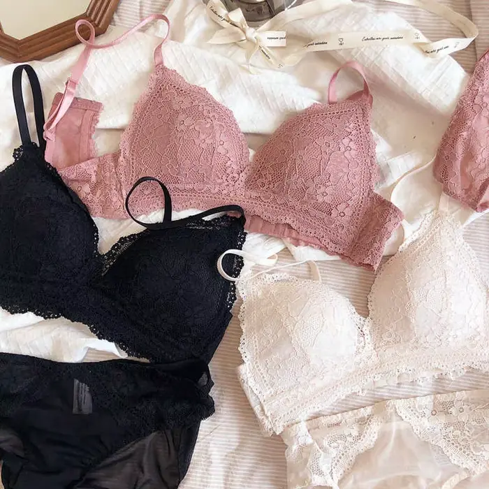 Bezešvá bavlna a polyester pletená podprsenka s krajkou dekorace pro ženy styl sexy push-up zvláštní příležitosti