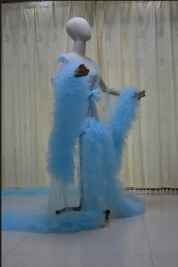 Robe de nuit transparente en tulle style peignoir volumineuse pour grossesse maternité baby shower personnalisable élégante sexy confortable