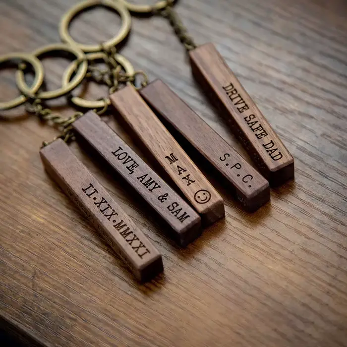 Porte-clés en noyer vierge en bois, 5 pièces, avec bracelet en cuir, porte-clés en bois inachevé pou