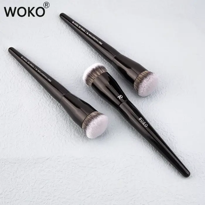 70 Pro grand fond de teint brosse crème fond de teint pinceau de maquillage potelé professionnel che