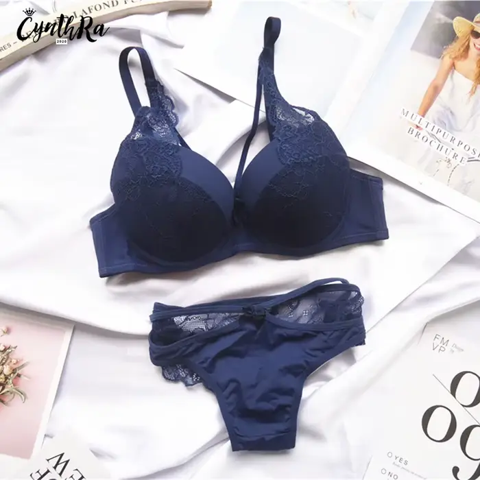 Spodní prádlo podprsenka Dámské spodní prádlo sekce Sexy prodyšná žena Plus velikost krajky Push Up Bralette Bra a kalhotky Set
