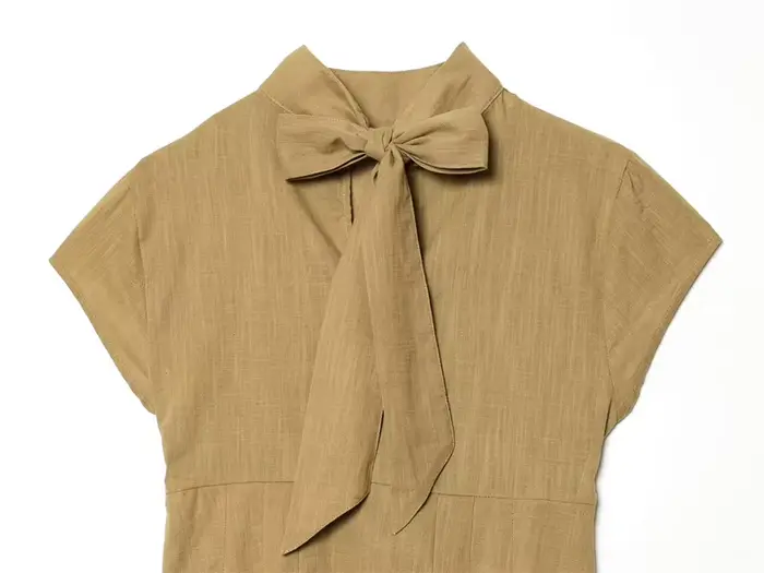 Chemise Femme Été 2026 Nouvelle Collection Kaki Manches Courtes Nœud Décoratif Ourlet Creux Style Dé
