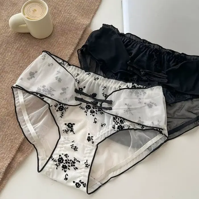 Culotte Femme Taille Basse Style Chinois à Volants et Boucles, en Maille Transparente et Soie Glacée, Usage Quotidien