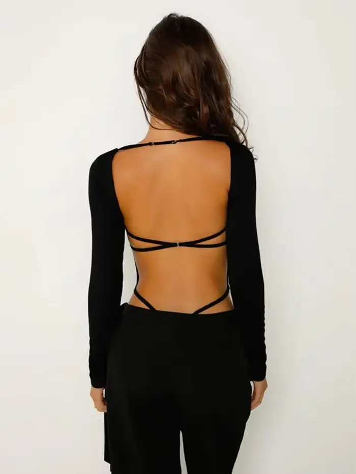 Kostým pro ženu černá sexy baterie, spodní prádlo bez zad, rave outfit, dlouhé rukávy, jeden kus, bandáž, ženské tělo