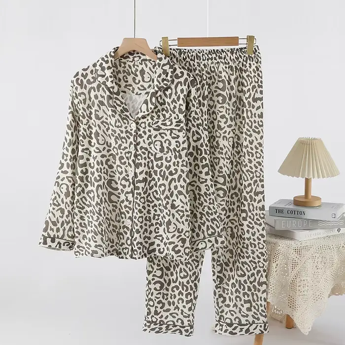 Ensemble pyjama imprimé léopard en coton fin pour femmes, col rabattu, manches longues, pantalon long, style basics, printemps