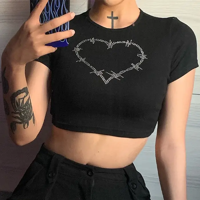 Harajuku polyesterový top s rozšířeným designem pro ženy, Y2K styl, vintage vzhled, perfektně padne, pro letní příležitosti a streetwear