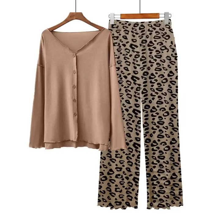 Dámské pyžamo nabízí oblečení na spaní Modal Comfort Dámské domácí oblečení potisk Leopard Dlouhý rukáv Vysoké kalhoty Sady Pijamas Mujer