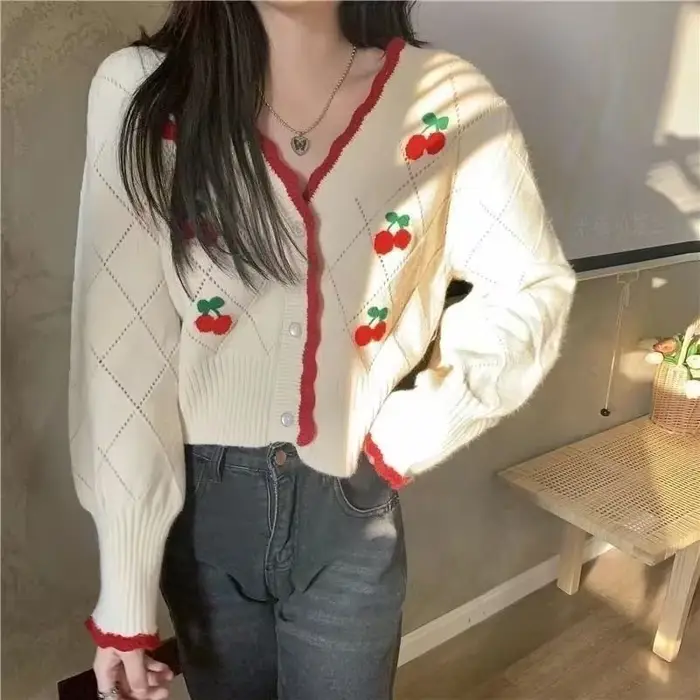 Cardigan tricoté à manches longues et col en v pour femme, haut décontracté, ample, boutons floraux,