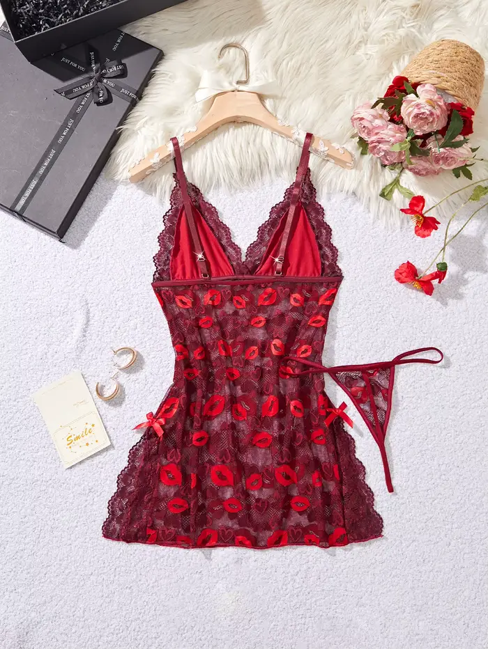 Nevinně červené sexy průhledné síťované body pro ženy na romantickou letní noc