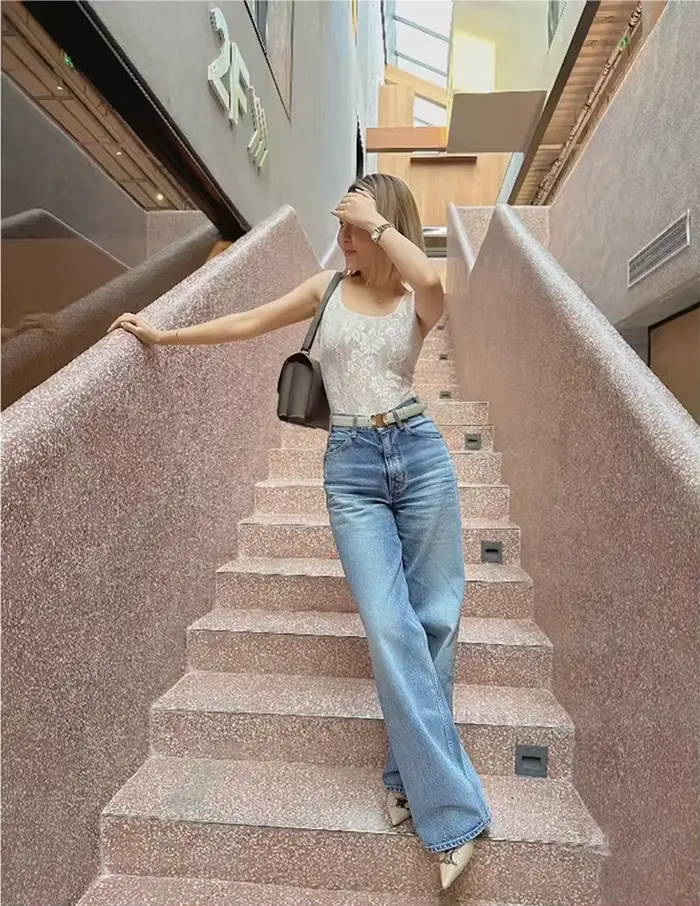 body dvouvrstvá krajka pro ženy s detailem v dolní části zad