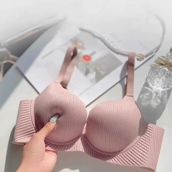 Push-Up podprsenka pro ženy s malým poprsím
