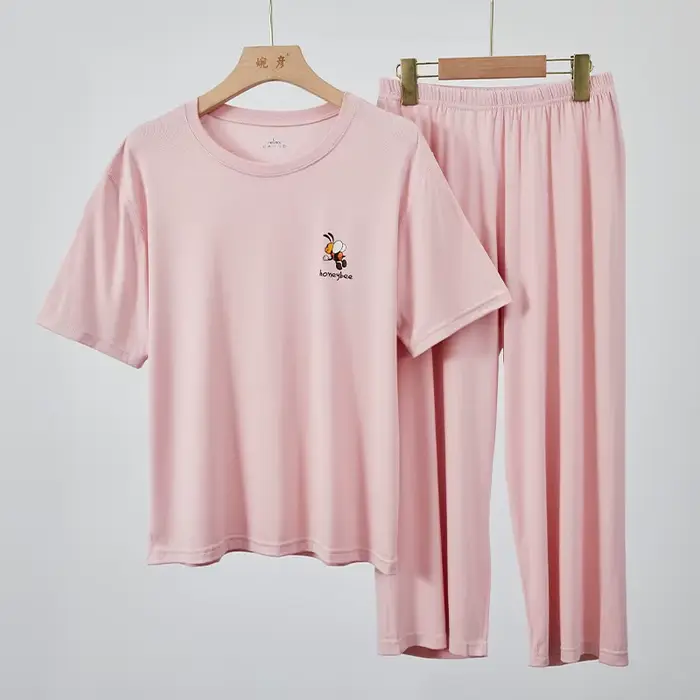 Pyjama Femme Nouvelle Collection Grande Taille en Modal, Ensemble Décontracté à Manches Courtes et Pantalon 7/8, Vêtements de Nuit Amples pour Femmes