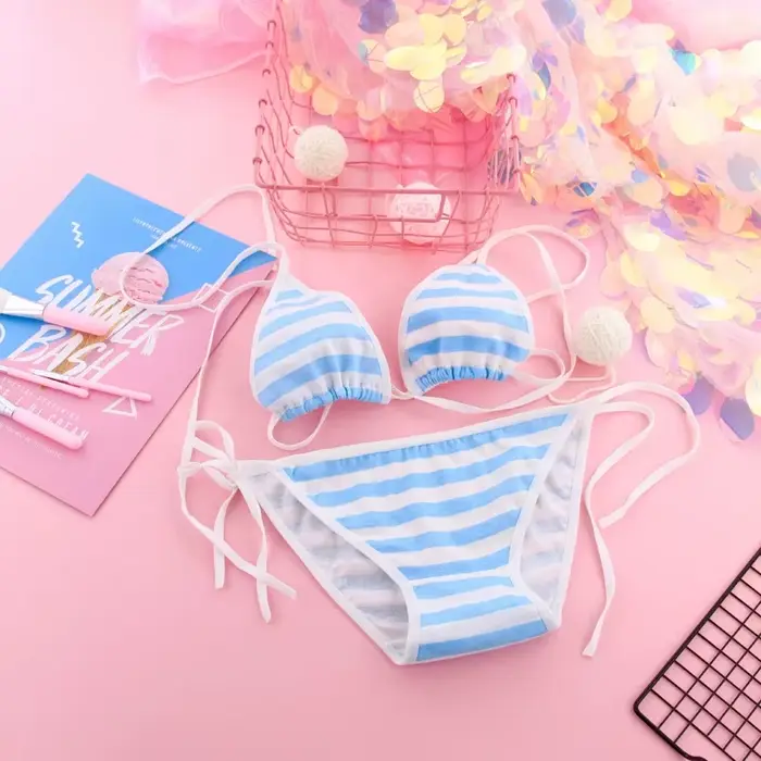 Japon Sexy Lingerie Lolita Kawaii bleu rose blanc rayé Mini Bikini adulte Cosplay femmes soutien-gorge ensemble de sous-vêtements Frenum maillot de bain