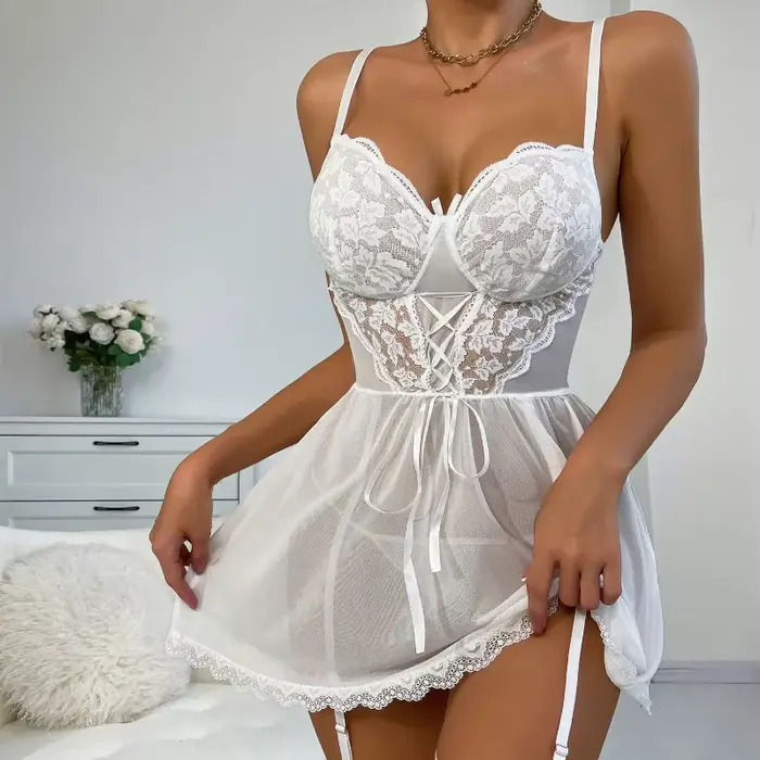 Sexy spodní prádlo set, erotické spodní prádlo, průhledná krajka, sexy podprsenka a kalhotky, podvazek set, sexy spodní prádlo, erotické noční prádlo