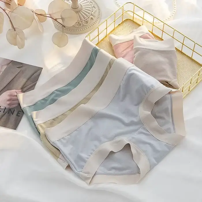 Culottes pour femmes en modal confortables et séduisantes brèves sans couture pour différentes occasions