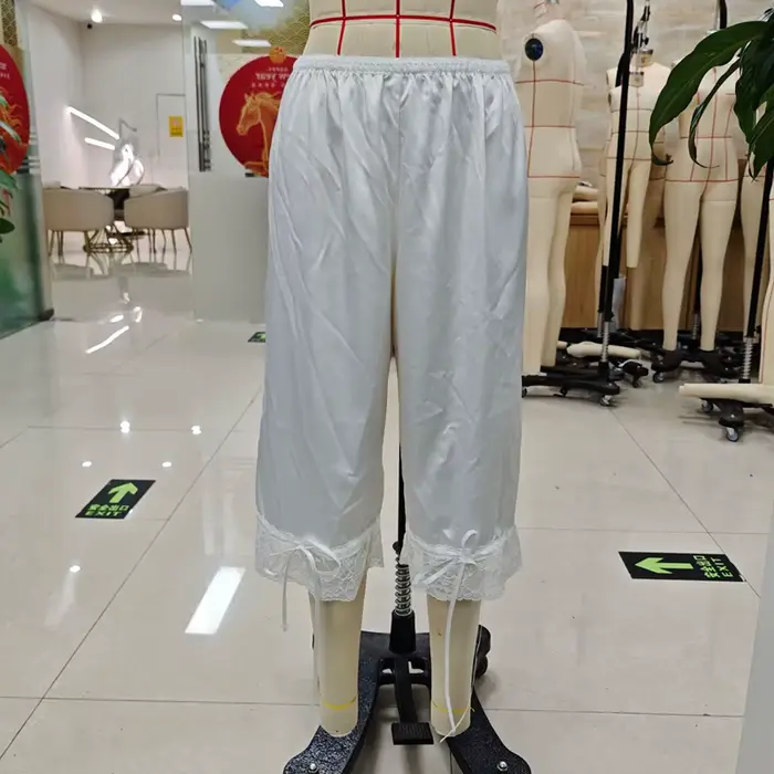 Culottes amples mi-mollet style Cottagecore vintage pour femme, avec dentelle Coquette, pantalon Capri taille élastique, vêtements de détente et de nuit