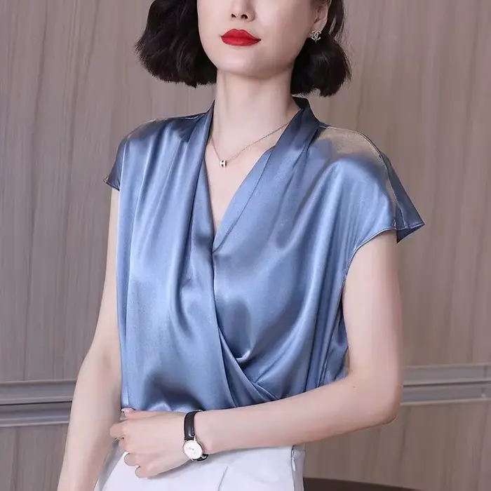 2026 été belles chemisiers pour femmes mode mousseline de soie col en V femmes Blouses Satin bureau