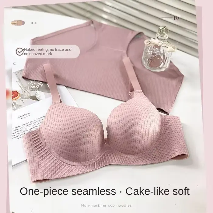 Polstrovaná push-up podprsenka pro malá prsa elegantní a pohodlné po celý den pro ženy zvláštní příležitosti