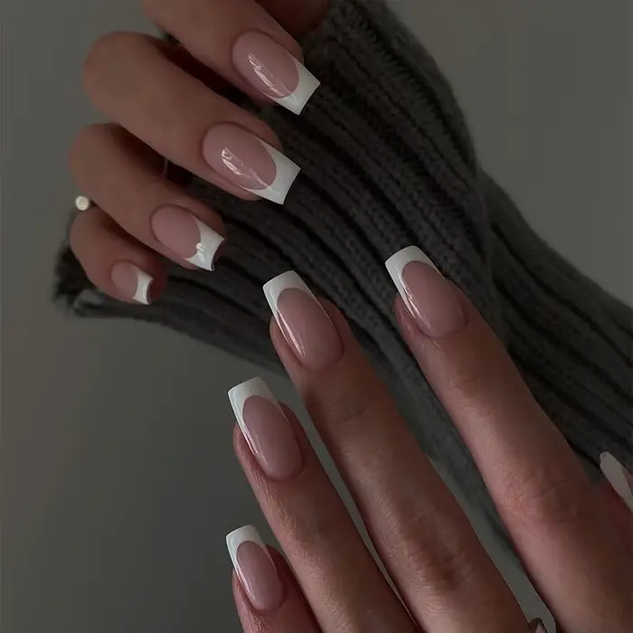 24 pièces pointe française presse à la main sur les ongles minimaliste couleur unie faux ongles moye