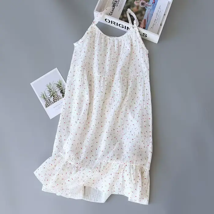 Pyjama en satin pour femme, haut boutonné et short, vêtements de nuit et de détente pour l'été