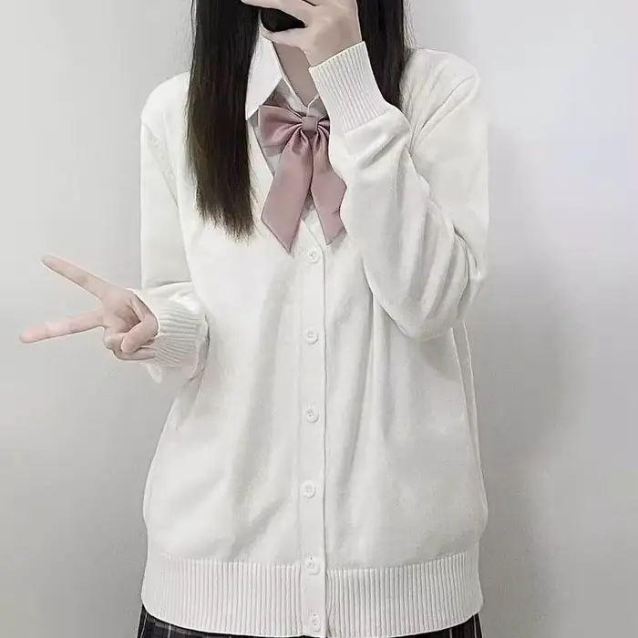 Pull tricoté à col en v de couleur unie de mode japonaise, haut cardigan uniforme newJK original, pu