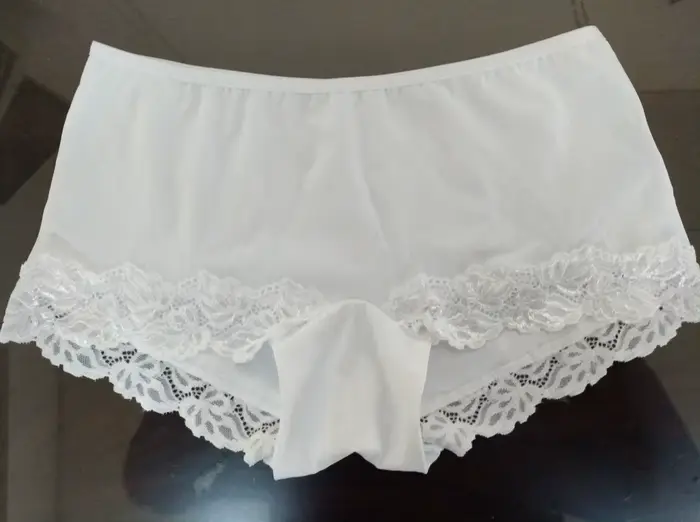 Micro short en dentelle pour femmes, noir, confortable, doux, sous-vêtements Sexy, Lingerie décontractée, courte et élégante