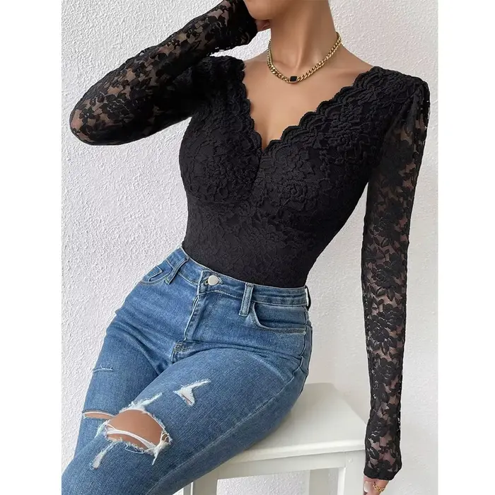 Body en dentelle sexy pour femme, body transparent en maille à manches longues et col en V, body gainant tendance 2026 coupe ajustée