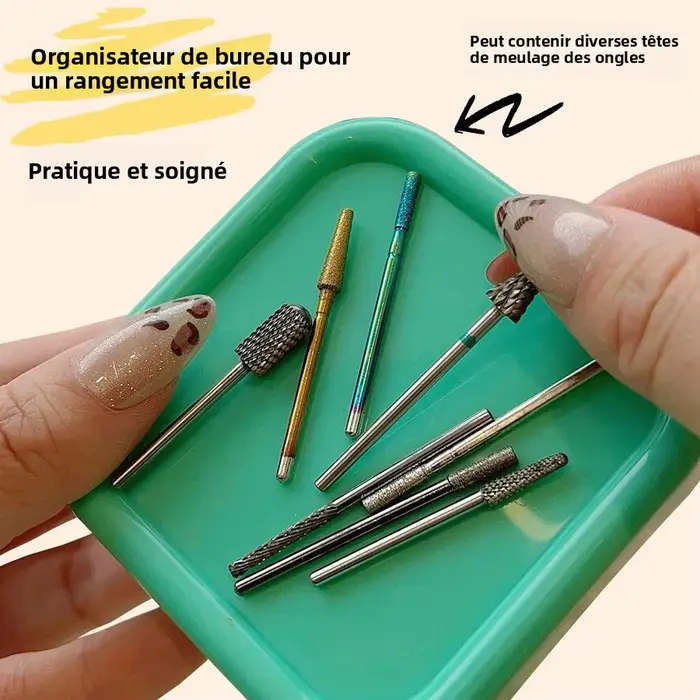 Magnetický organizér na nehtové nástroje