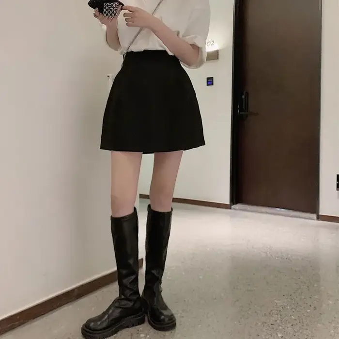 Lucyever-Jupe Courte Bouffante Noire et Blanche pour Femme, Vêtement Assressentiavec Tout, Poche Y2K