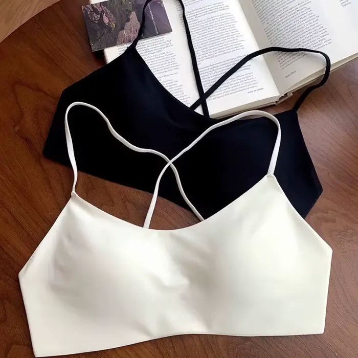 Nouveau soutien-gorge pour filles, style camisole, beige clair, fines bretelles, dos croisé, bonnet 3D goutte d'eau, décolleté en V profond, soutien-gorge respirant