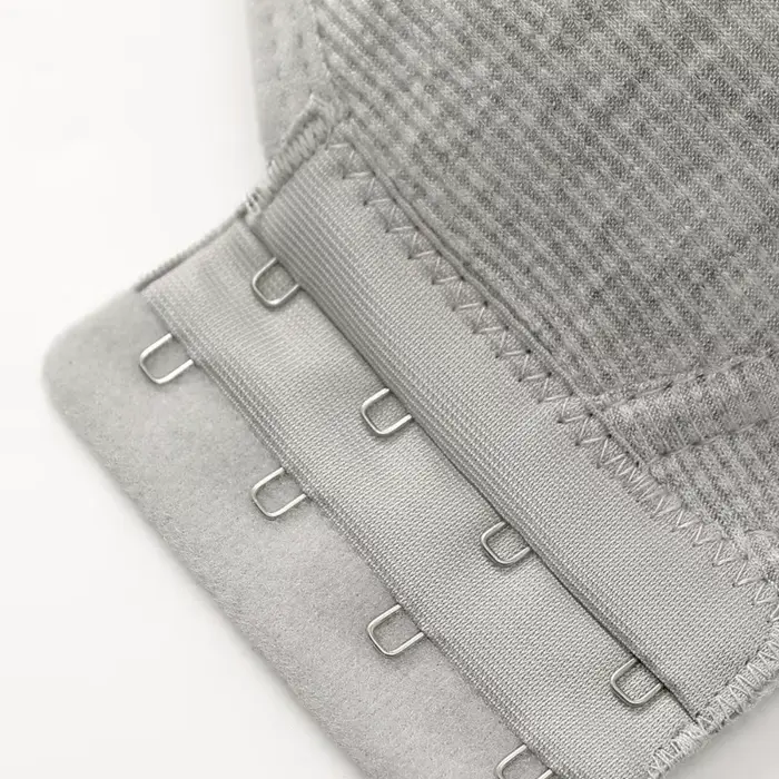 Dámská podprsenka s předním zapínáním