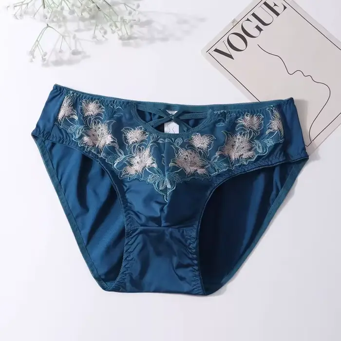 Saténové sissy kalhotky pro muže