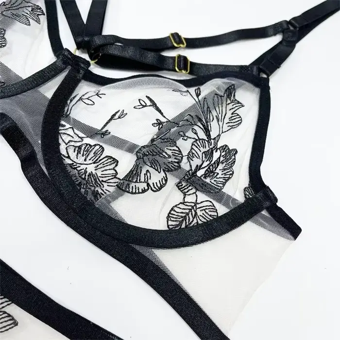 Toucheart 3 pièces Lingerie érotique pour femme broderie sensuelle ensemble bref Transparent jarretelles fantaisie luxe dentelle tenues Sexy nouveau