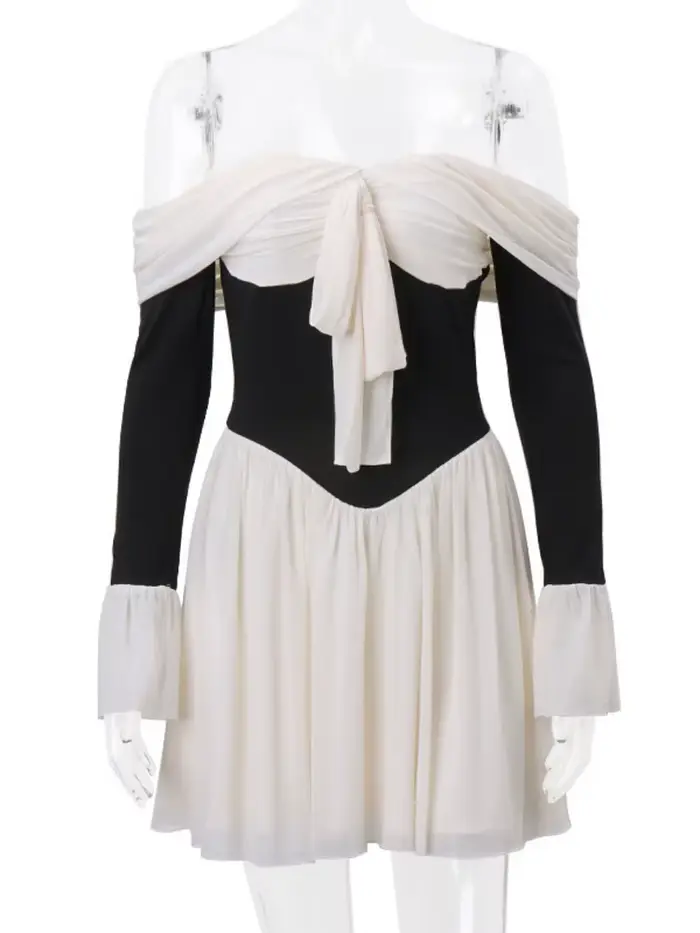 Mozision-Mini robe dos nu sans bretelles pour femme, épaules dénudées, manches longues évasées, plis