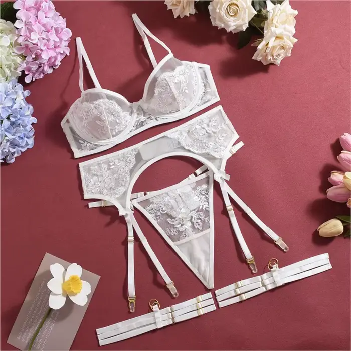 Souprava spodního prádla pro ženy, podprsenka z krajky, kalhotky, ramínka, sexy spodní oblečení, průhledná tkani, elegantní vnitřní oblečení, noční garderoba