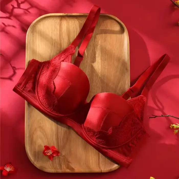 Elegantní červená Beauwear velká velikost podprsenka pro ženy 3/4 košíček hluboký výstřih sexy krajková