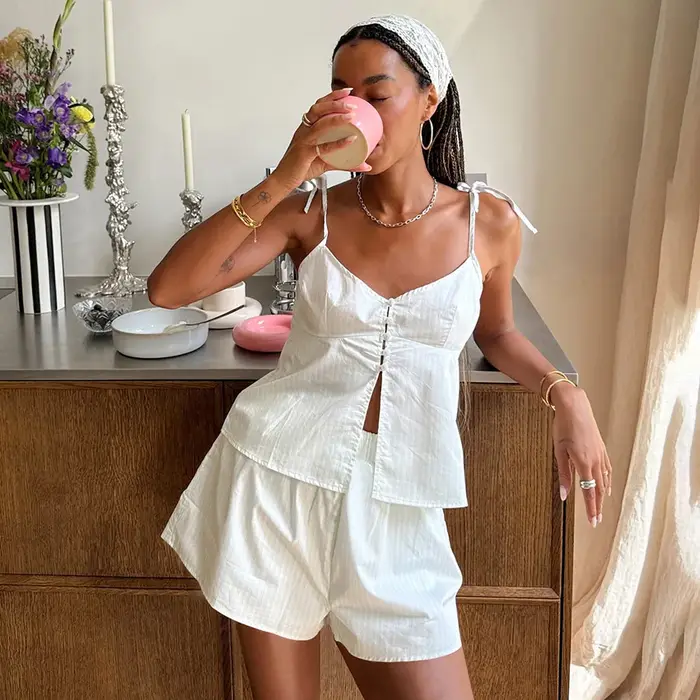 Pyjama rayé style Ins pour femme élégant vêtement d'intérieur printemps été nouvelle collection occaions spéciales