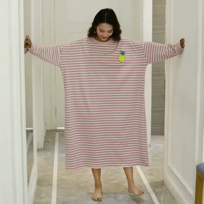 Robe de nuit surdimensionnée à manches longues pour femmes, chemise de nuit de dessin animé, chemise de nuit confortable, vêtements fantaisie