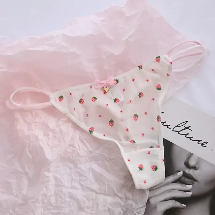 Culotte Sexy taille basse transparente, sous-vêtement en maille avec motifs de fraises et de cerises pour femmes et filles
