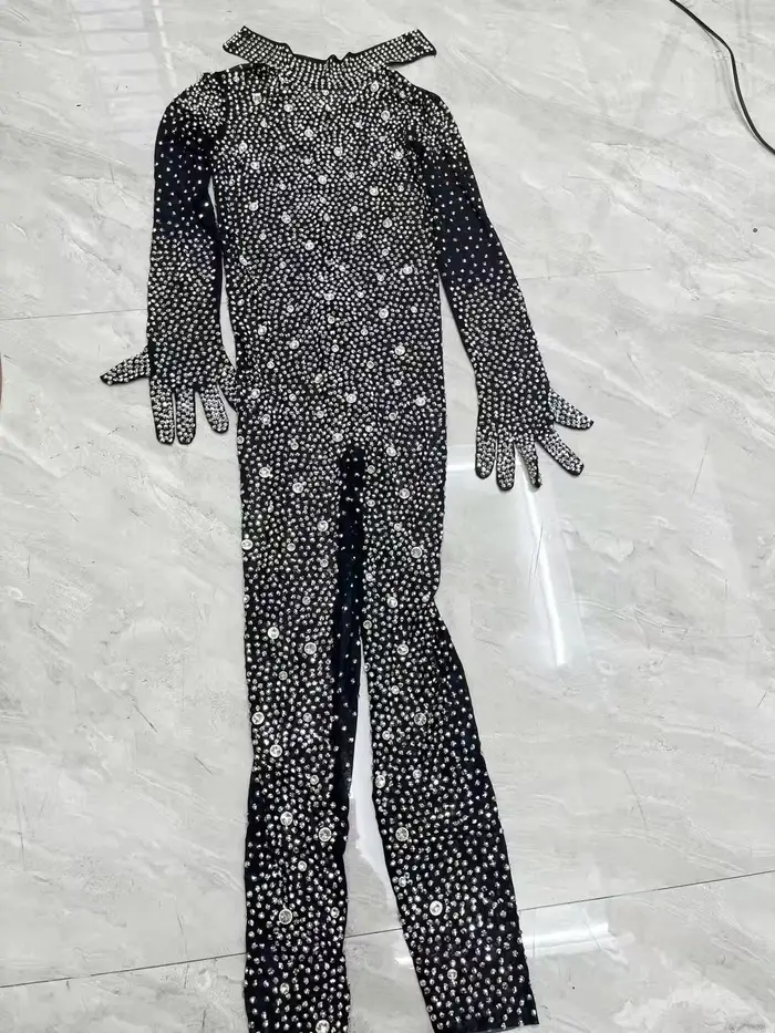 Combinaison de luxe scintillante avec strass, tenue de Festival, tenue de spectacle sur scène, tenue