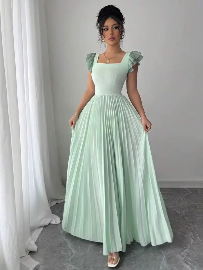 Robe maxi élégante à col carré vert menthe, manches à volants et plissée