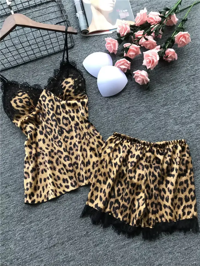 Ensemble pyjama sexy imprimé léopard pour femme, caraco et short, avec dentelle, tenue de nuit tendance à imprimé animal, nouveau cadeau très prisé