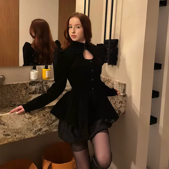 Ensemble deux pièces gothique noir pour femmes, haut à manches bouffantes et short taille haute, ten