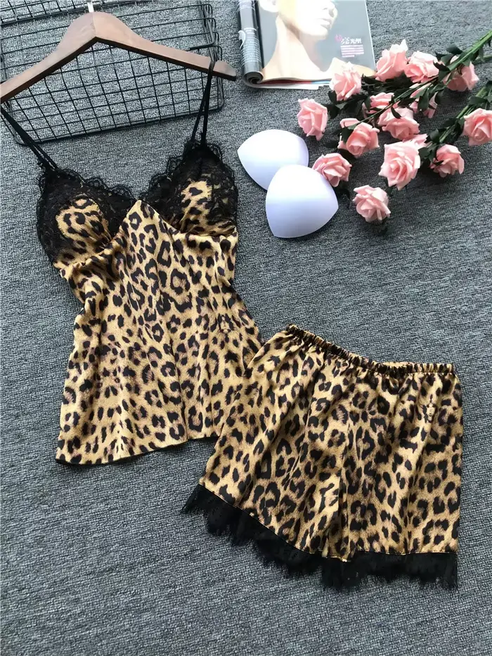 Ensemble pyjama sexy imprimé léopard pour femme, caraco et short, avec dentelle, tenue de nuit tendance à imprimé animal, nouveau cadeau très prisé