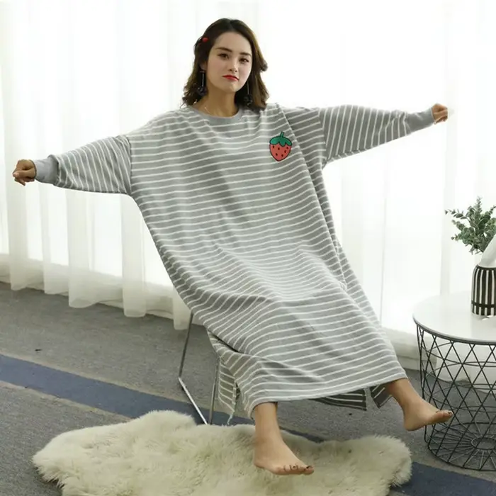 Robe de nuit surdimensionnée à manches longues pour femmes, chemise de nuit de dessin animé, chemise de nuit confortable, vêtements fantaisie